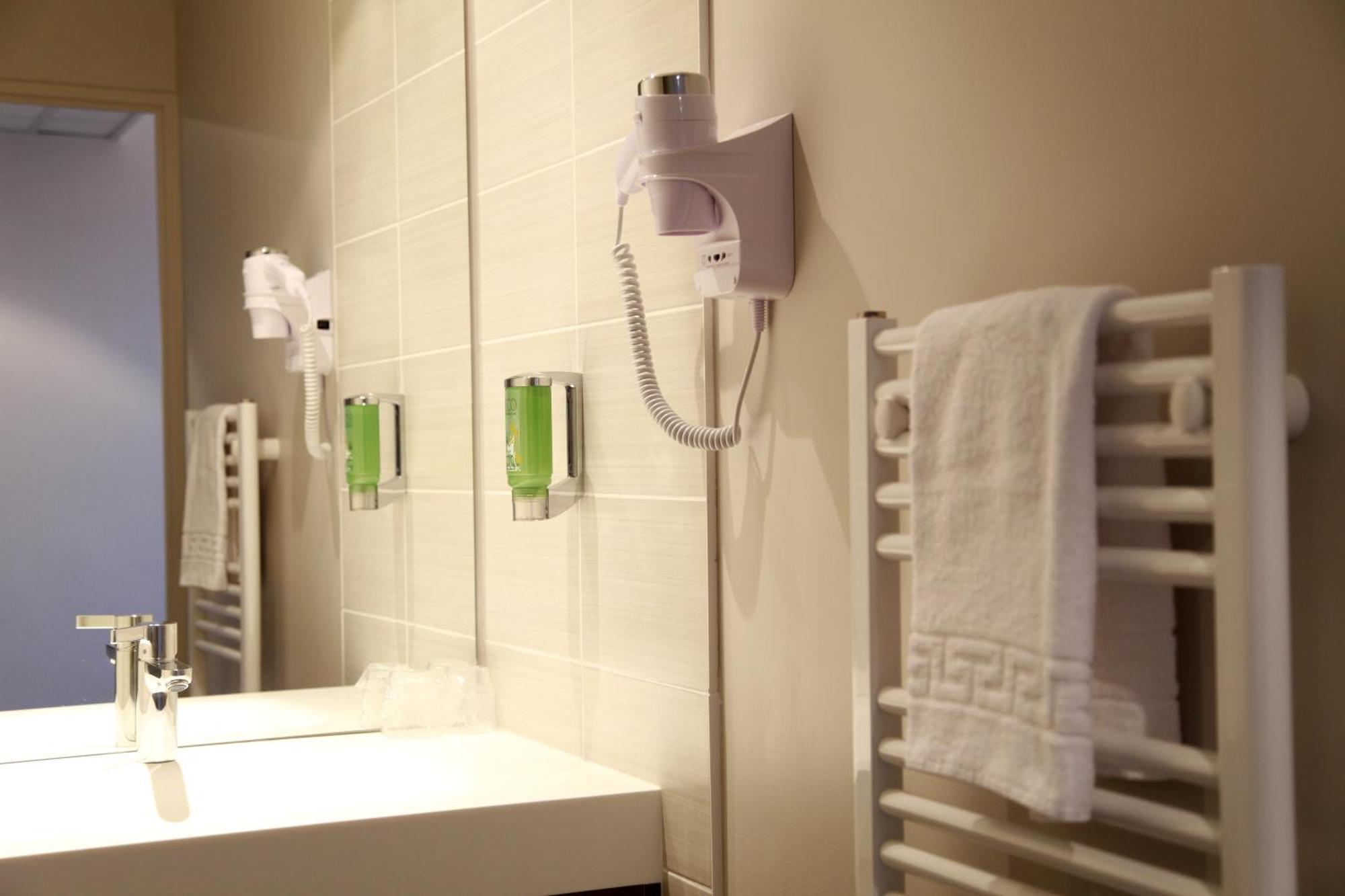 Brit Hotel Vannes-Theix Экстерьер фото